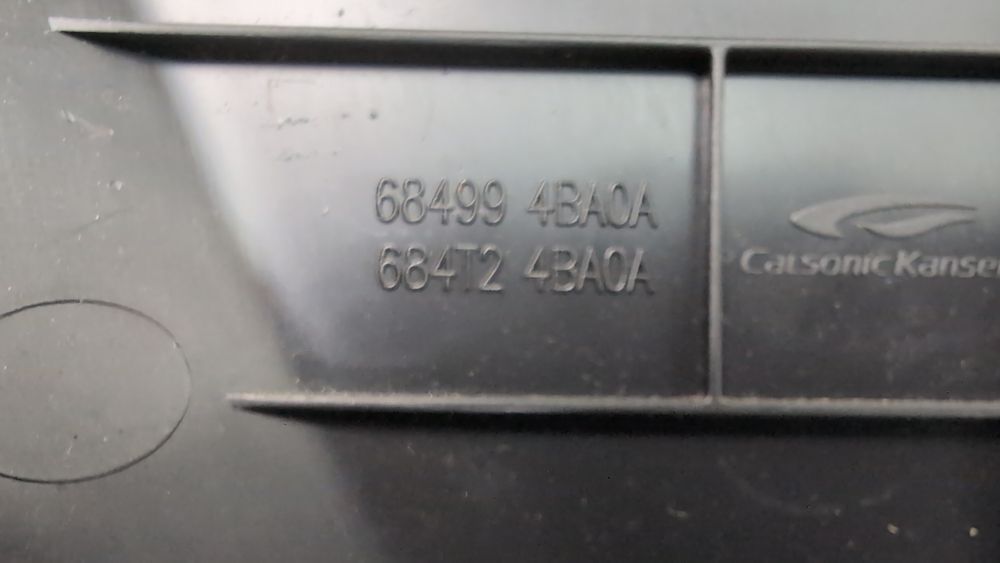 Накладка торпедо боковая левая Nissan Rogue 2017-2020 (T32 Restyle rest) 684994BA0A 1097335 фото