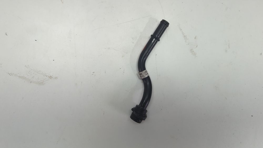 Трубка системи водяного охолодження Audi A3 2013-2016 (8V) 06K121065R 1041852 фото