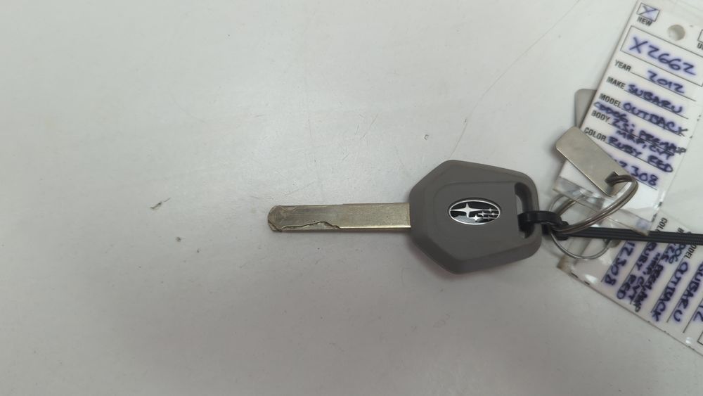 Ключ Subaru Outback 2010-2012 (B14(BR)) 57497AJ01A 1046673 фото