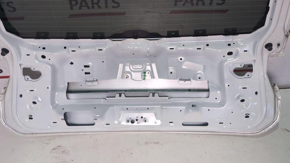 Крышка дверь багажника со стеклом голая (дефект) Volkswagen Tiguan 2018-2021 (AD/BW) 5NA827025K 1107449 фото