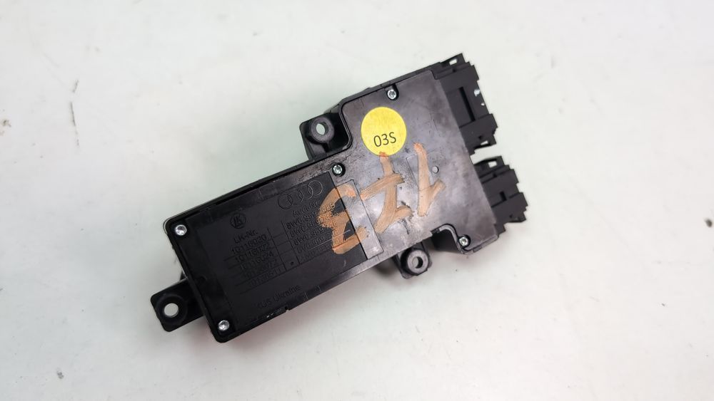 Перемикач у зборі-переднє праве сидіння Audi A4 2016-2019 (B9) 4M0959748 1085350 фото