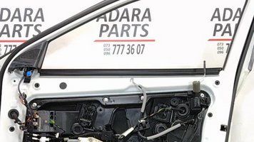 Ущільнення всередині правих передніх дверей(фетр) Infiniti QX30 2017 - 2023 (H15) 808345DA0A 1010435 фото