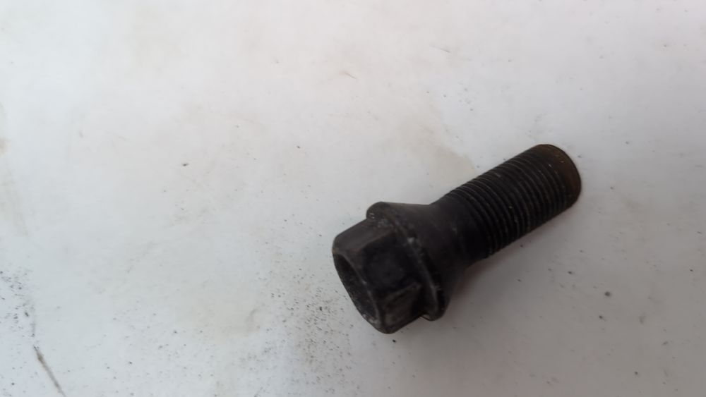 Колісний болт Schwarz (M14x1,25) BMW 4 Series 2018-2020 (F36 rest) 36136890324 1103788 фото