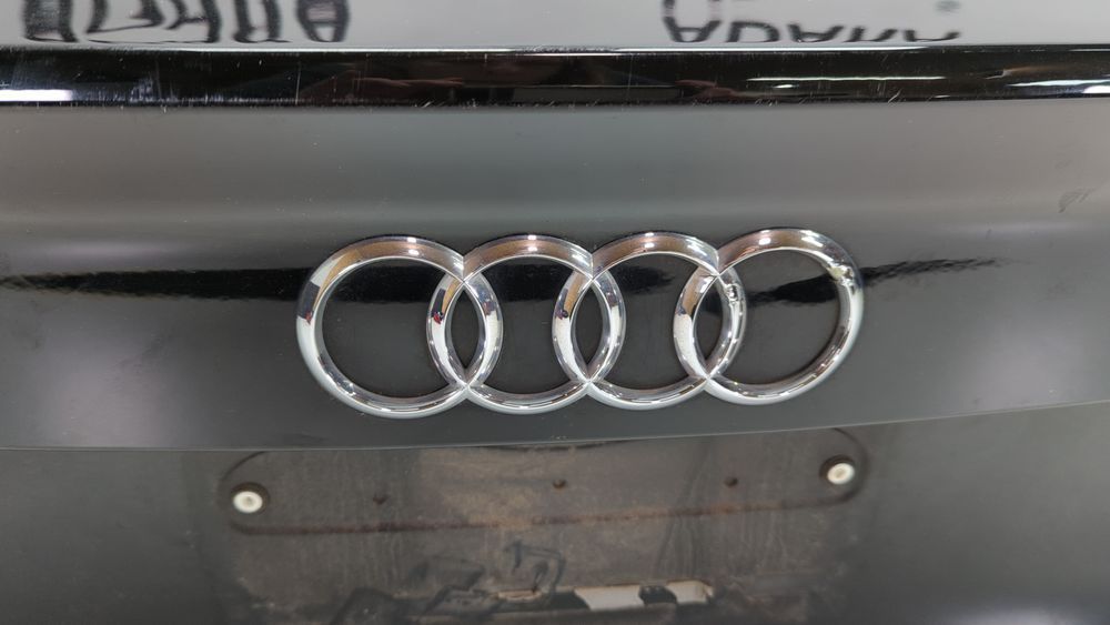 Емблема (кільця) кришки багажника Audi A3 2013-2016 (8V) 8V78537422ZZ 1040896 фото