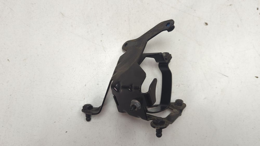 Кронштейн додаткового насоса Audi A6 2011-2015 (C7) 4G0820195E 1068447 фото