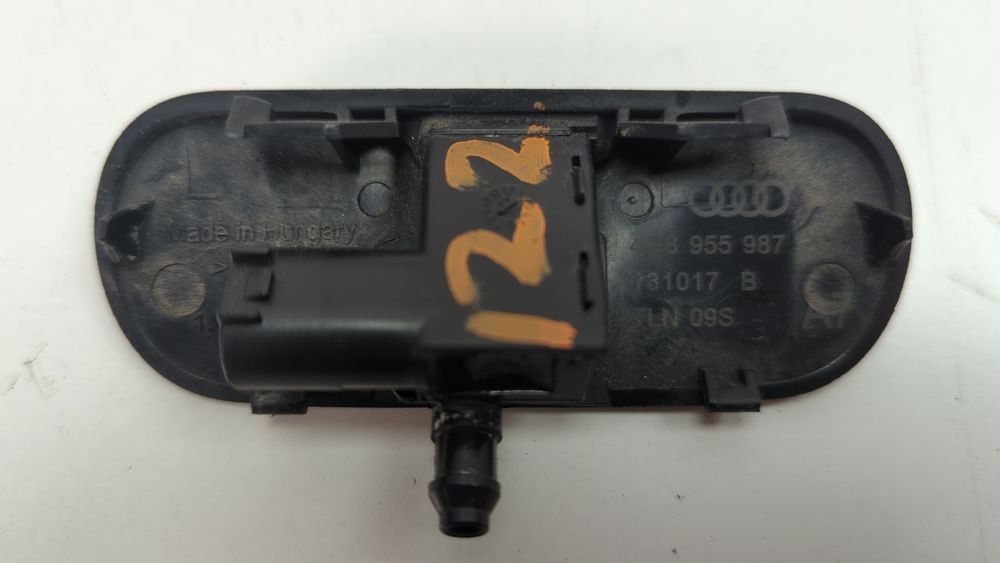 Форсунка омывателя лобового стекла левая Audi S7 2012-2015 (4G8) 4G8955987 1060166 фото