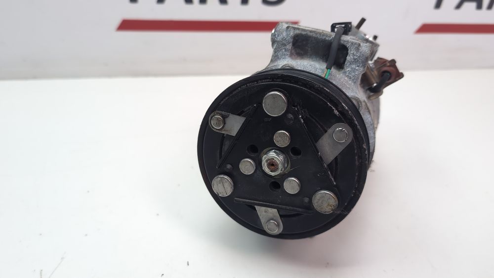 Компресор кондиціонера (дефект) Volkswagen Golf 2022-2024 (mk8) 3Q0816803B 1097898 фото