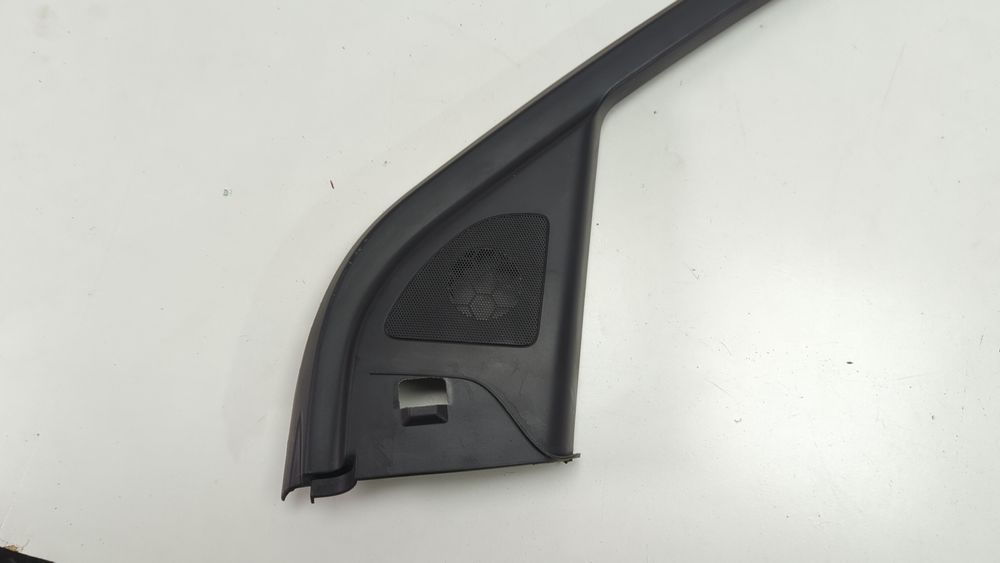 Накладка окна двери перед верхняя внутренняя правая Audi Q7 2009-2015 (4L restyle) 4L08676104PK 1036644 фото