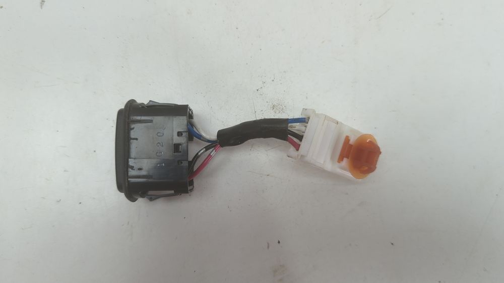 Кнопка регулировки переднего сиденья Subaru Outback 2010-2012 (B14(BR)) 64176AJ03AJC 1046957 фото