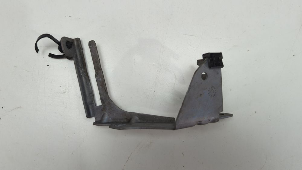 Кронштейн датчика детонації Audi A6 2011-2015 (C7) 06E971497P 1043961 фото