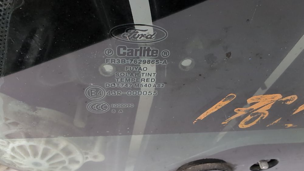 Стекло заднее левое (дефект) Ford Mustang 2018-2023 (S550 restyle) FR3Z7621413D 1093420 фото