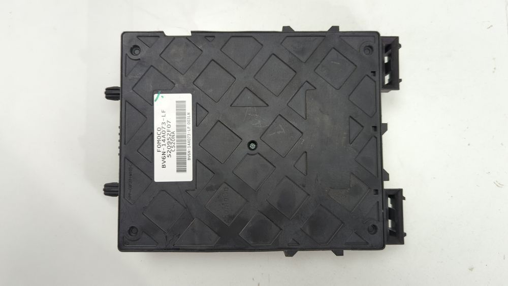 Блок предохранителей подторпедный Ford Escape 2013-2016 (3rd gen C520) GV6Z14A068XM 1049210 фото