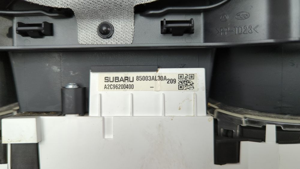 Щиток приладів, великий дисплей Subaru Outback 2015-2017 (B15) 85003AL30A 1052964 фото