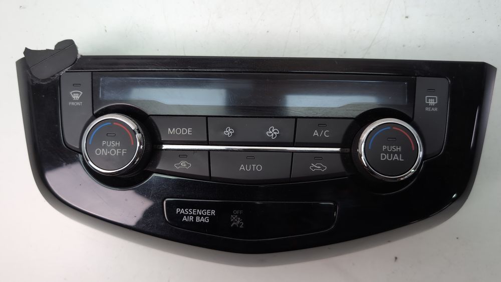 Панель керування клімат-контролем (дефект) Nissan Rogue 2017-2020 (T32 Restyle rest) 275007FE0A 1097644 фото