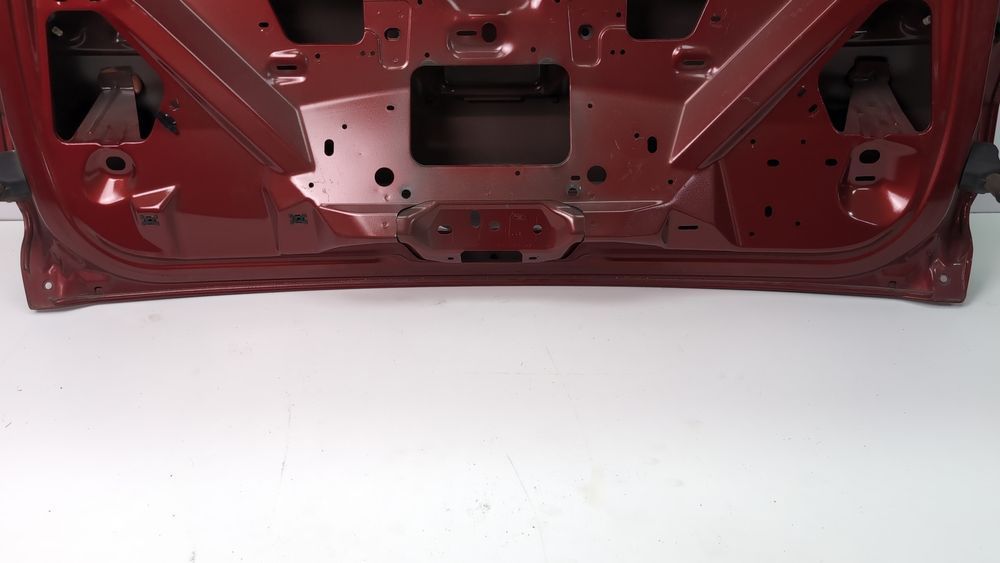 Крышка дверь багажника голая (дефект) Ford Escape 2017-2019 (3rd gen C520 restyle) GJ5Z7840010A 1072578 фото