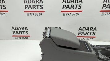 Підлокітник центральної консолі Audi Q5 2021-2024 (80A restyle) 80A864283D 1055518 фото