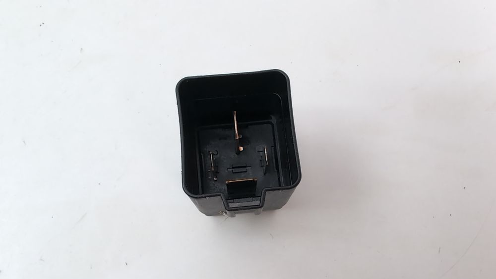 Реле вентилятора 600W BMW 3 Series 2016-2018 (F30 Restyle rest) 61369207913 1092829 фото