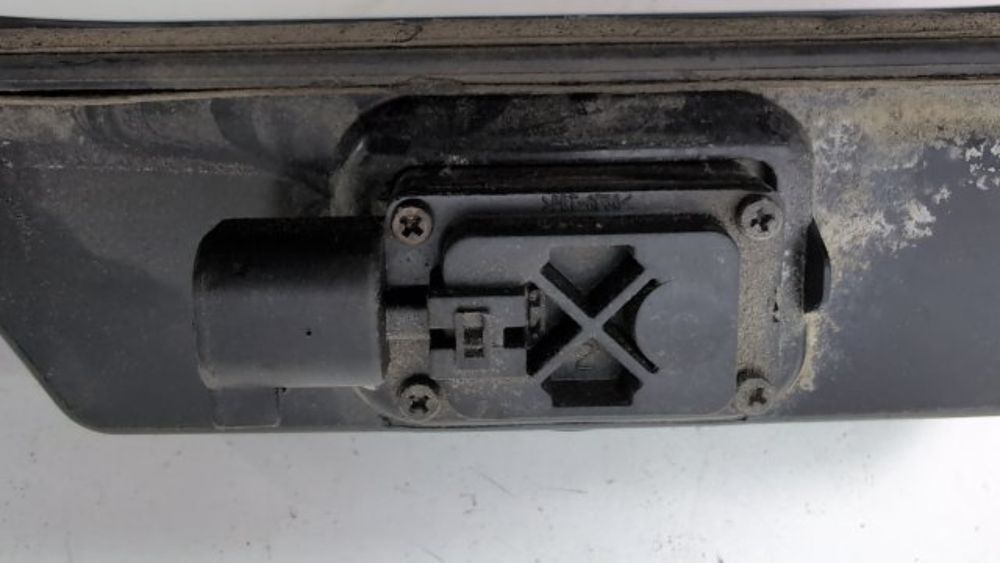 Кнопка відкриття дверей багажника Ford Escape 2017-2019 (3rd gen C520 restyle) DJ5Z9C888A 1078093 фото