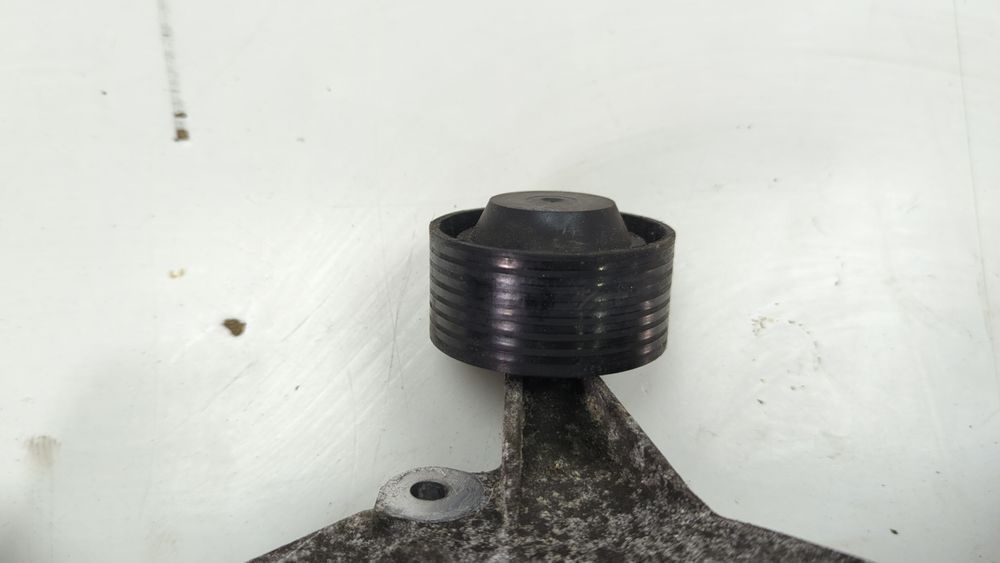 Ролик генератора Volkswagen Touareg 2010-2014 (7P 2nd gen) 022145276A 1033733 фото