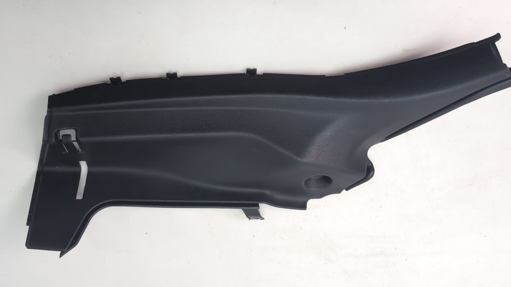 Накладка задней стойки нижняя левая Mercedes Benz CLA250 2017-2019 (C117 restyle) A11769011259H68 1096847 фото