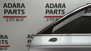Накладка двери передней левой треугольник Audi A4 2016-2019 (B9) 8W0837637A 1063761 фото