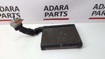 Радиатор кондиционера испаритель Ford Mustang 2018-2023 (S550 restyle) FR3Z19860B 1087989 фото