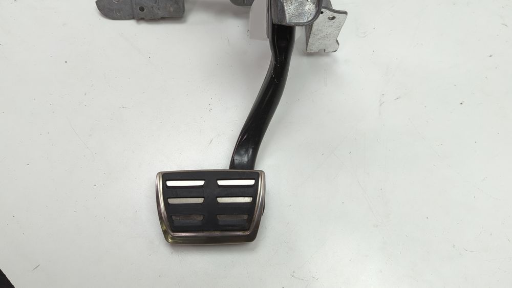 Педаль тормоза Audi S4 2016-2019 (B9) 8W1723140C 1032552 фото