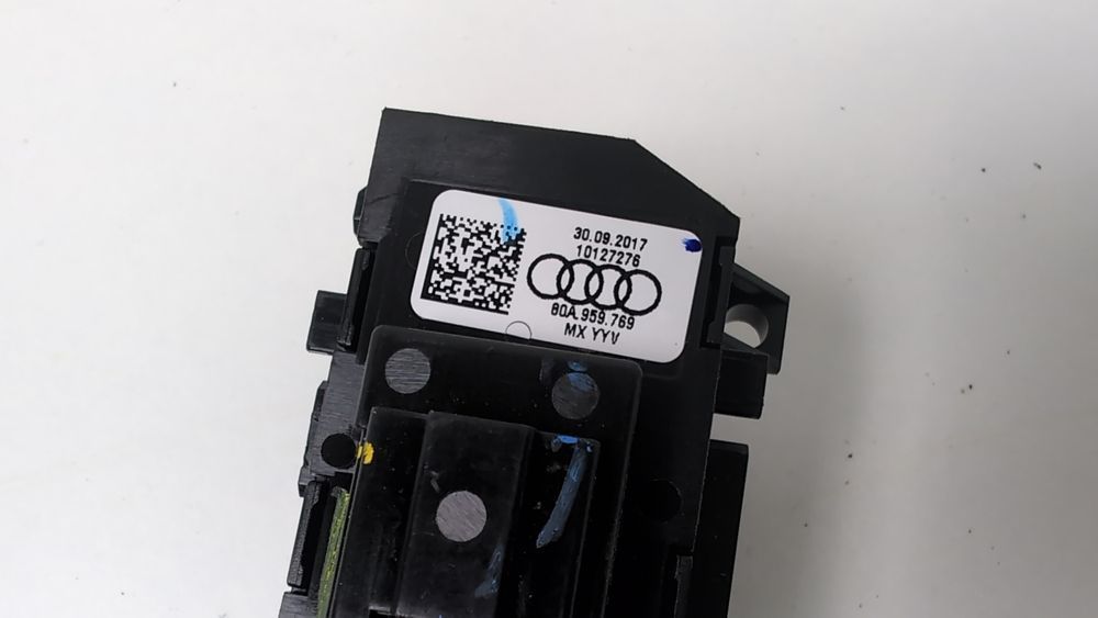 Кнопки памяти сиденья переднего левого Audi Q5 2018-2020 (80A) 80A959769 1099833 фото