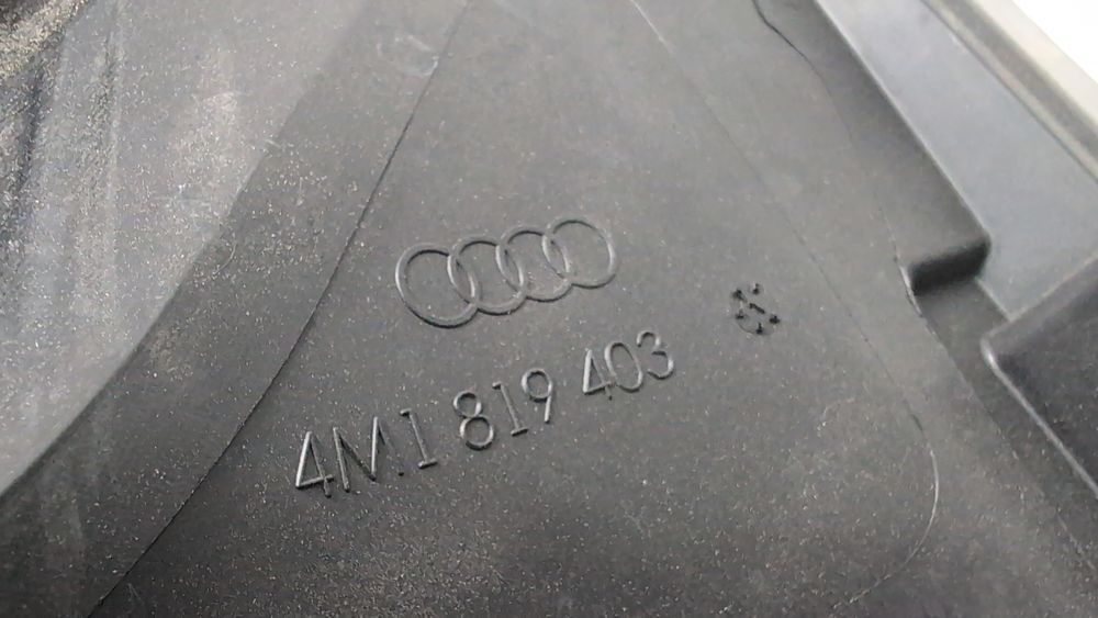 Накладка водостока жабо (дефект) Audi Q7 2017-2019 (4M) 4M1819401D 1094355 фото