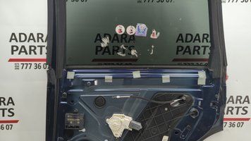 Ущільнювач скла двері задньої правої внутрішній Audi Q7 2009-2015 (4L restyle) 4L0839480 1036516 фото