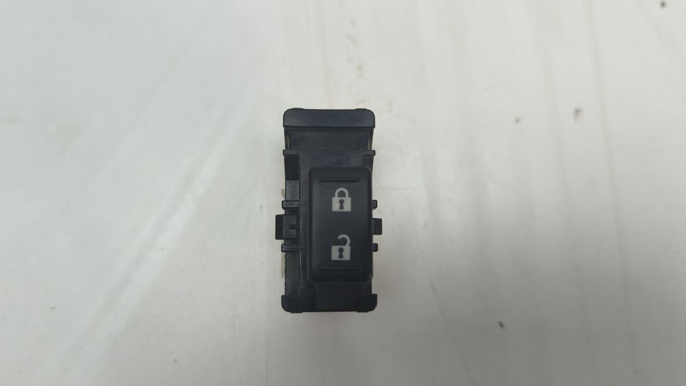 Кнопка центрального замка Subaru Outback 2010-2012 (B14(BR)) 83078AJ000 1046745 фото