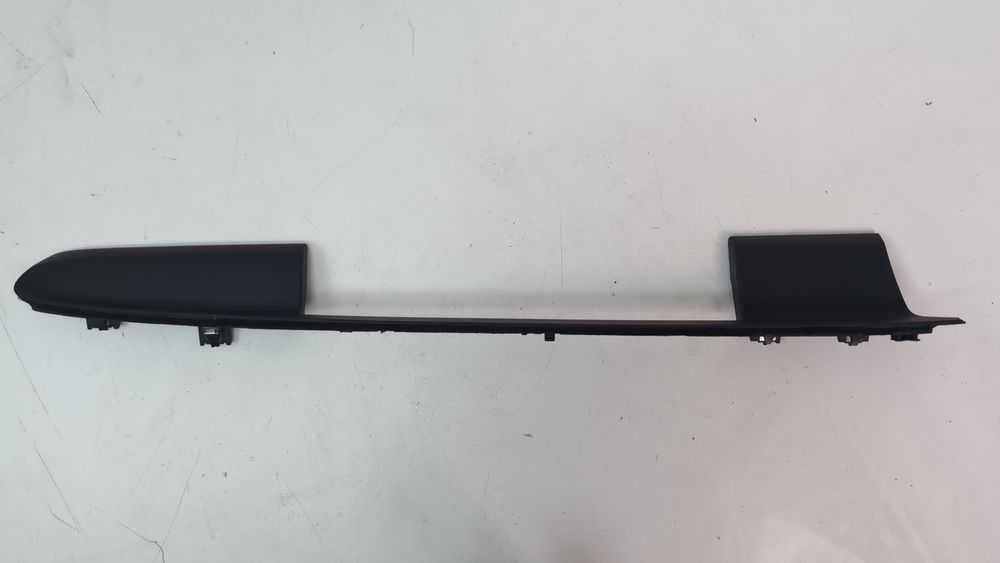 Накладка торпедо права під дисплей (дефект) Audi A6 2011-2015 (C7) 4G18573046PS 1094411 фото