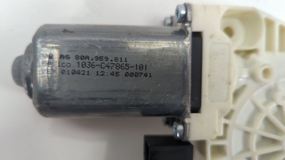Мотор склопідйомника дверей задній (правий) Audi Q5 2021-2024 (80A restyle) 80A959811 1055408 фото