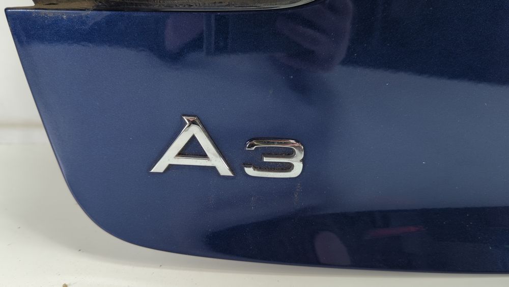 Емблема A3 кришки багажника Audi A3 2013-2016 (8V) 8P08537412ZZ 1051471 фото