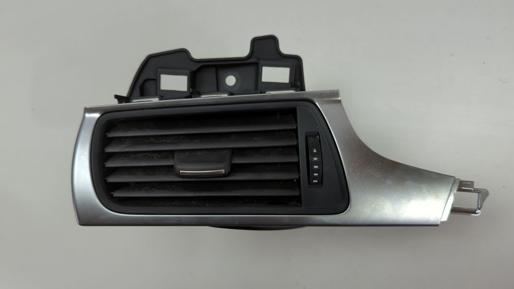 Дефлектор воздуха левый Audi S7 2012-2015 (4G8) 4G1820901C6PS 1049021 фото