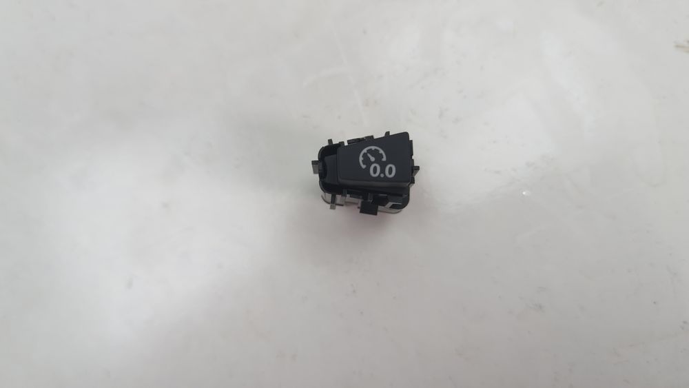 Кнопка сброса cуточного пробега Audi S5 2016-2019 (F5(8W6)) 4M1907569 1047530 фото
