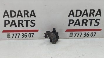 Кронштейн додаткового насоса охолодження BMW X1 2016-2019 (F48) 11518604610 1062382 фото