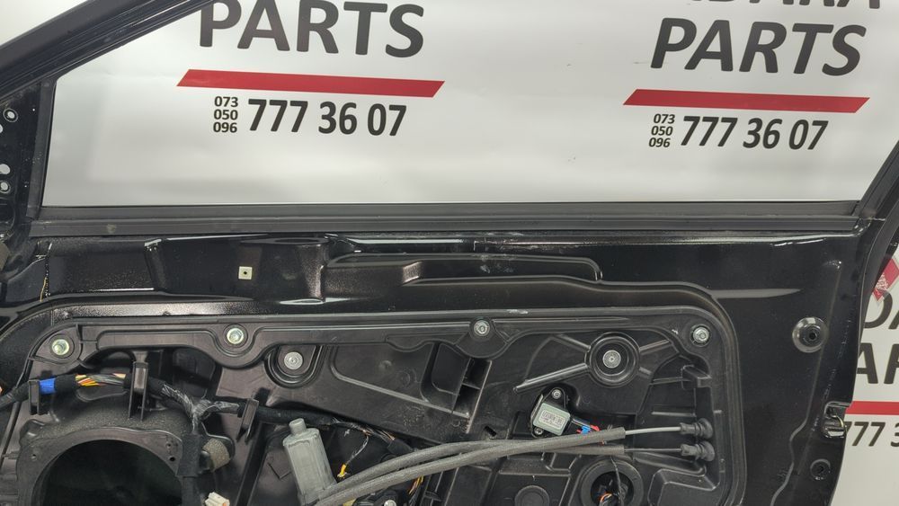 Ущільнювач скла двері передньої правої Hyundai Sonata Hybrid 2009-2014 (YF) 822413S000 1061139 фото