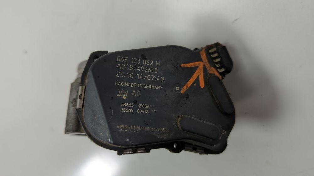Дроссельная заслонка (дефект) Audi A6 2016-2018 (C7 restyle) 06E133062H 1034136 фото